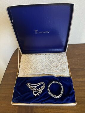 DuBarry Ivory Beaded Floral Clutch Snap Closure w/ Box & Vintage Jewelry
